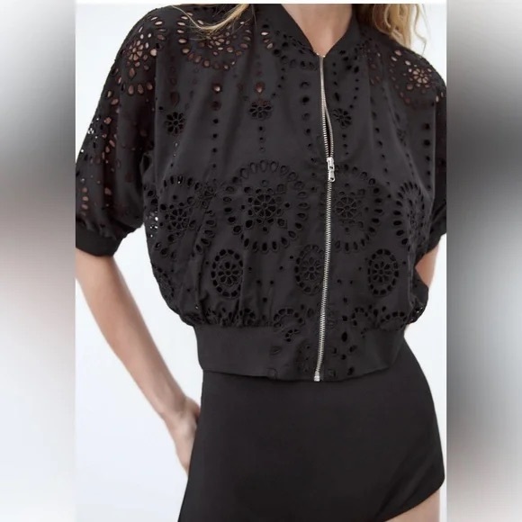 NWOT Zara Embroidered Eyelet Bomber Jacket Cropped Black Size Medium - Picture 2 of 14